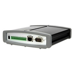 AXIS 241QA Video Server Full-featured digital benefits for analog surveillance systems.